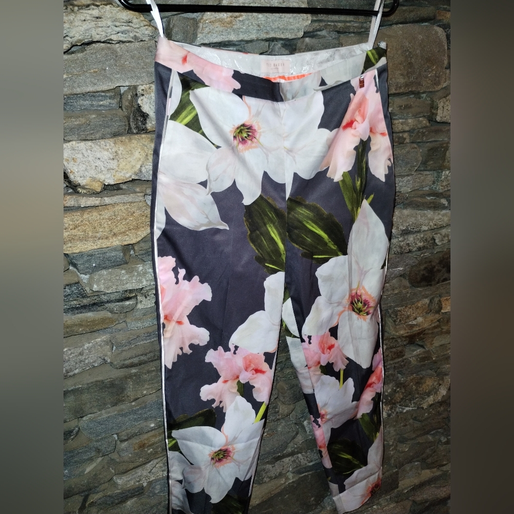 Ted Baker like new Chatsworth tapered foral pants trousers US size 6 - Picture 6 of 11